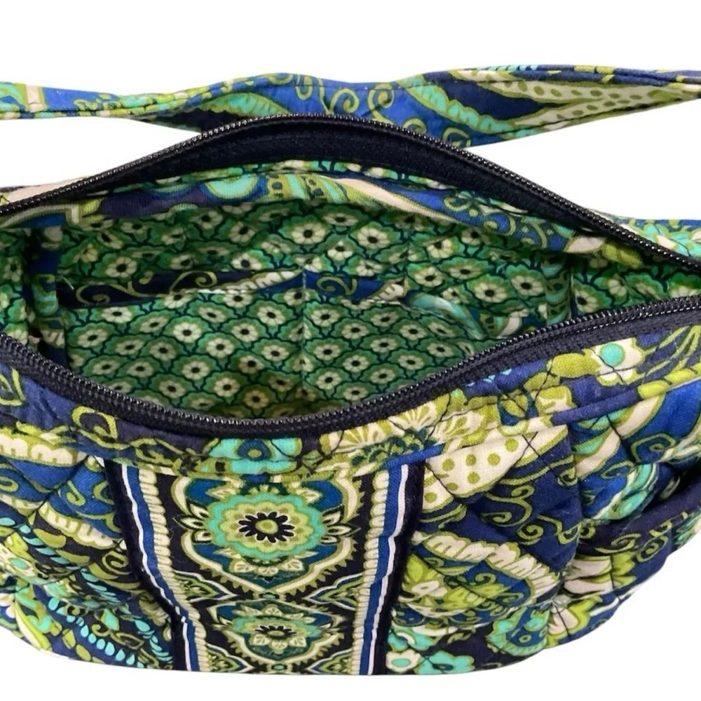 Vera Bradley Retired Rhythm and Blues Quilted Paisley Pattern Shoulder Bag​ - Picture 9 of 9